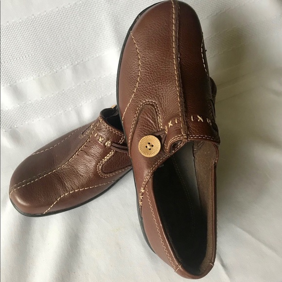 Clarks Shoes - Clark’s Brown Women’s shoes Size 7.5 M